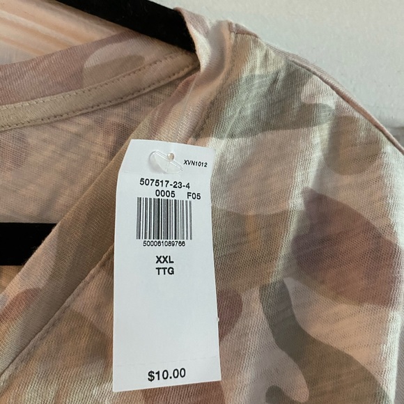 Old Navy Camo Tee - Picture 3 of 3